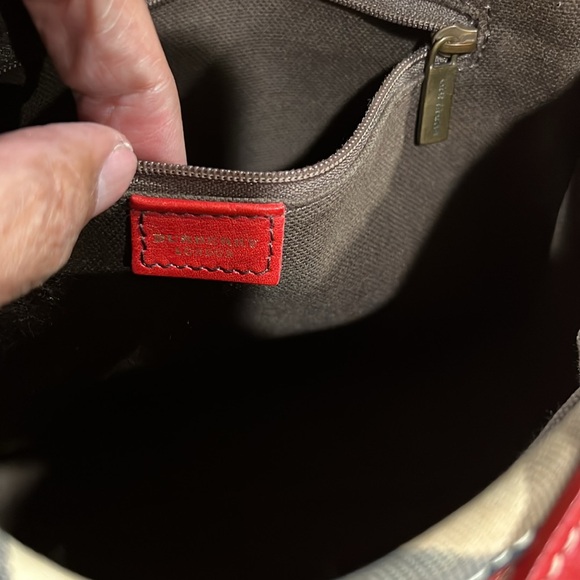 EUC Rare Burberry Leather Shoulder Bag - Picture 8 of 9